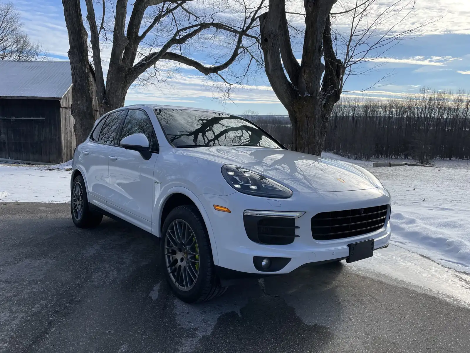 2018 Porsche Cayenne S Hybrid after a ceramic coating by Precision Ceramics in Owen Sound