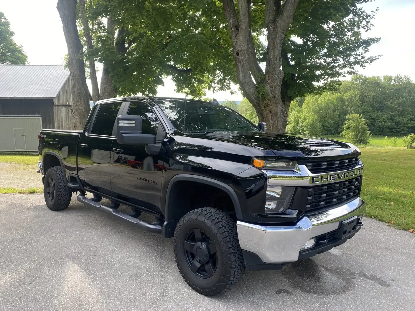 2020 Chevy Silverado 2500 after a ceramic coating by Precision Ceramics in Owen Sound