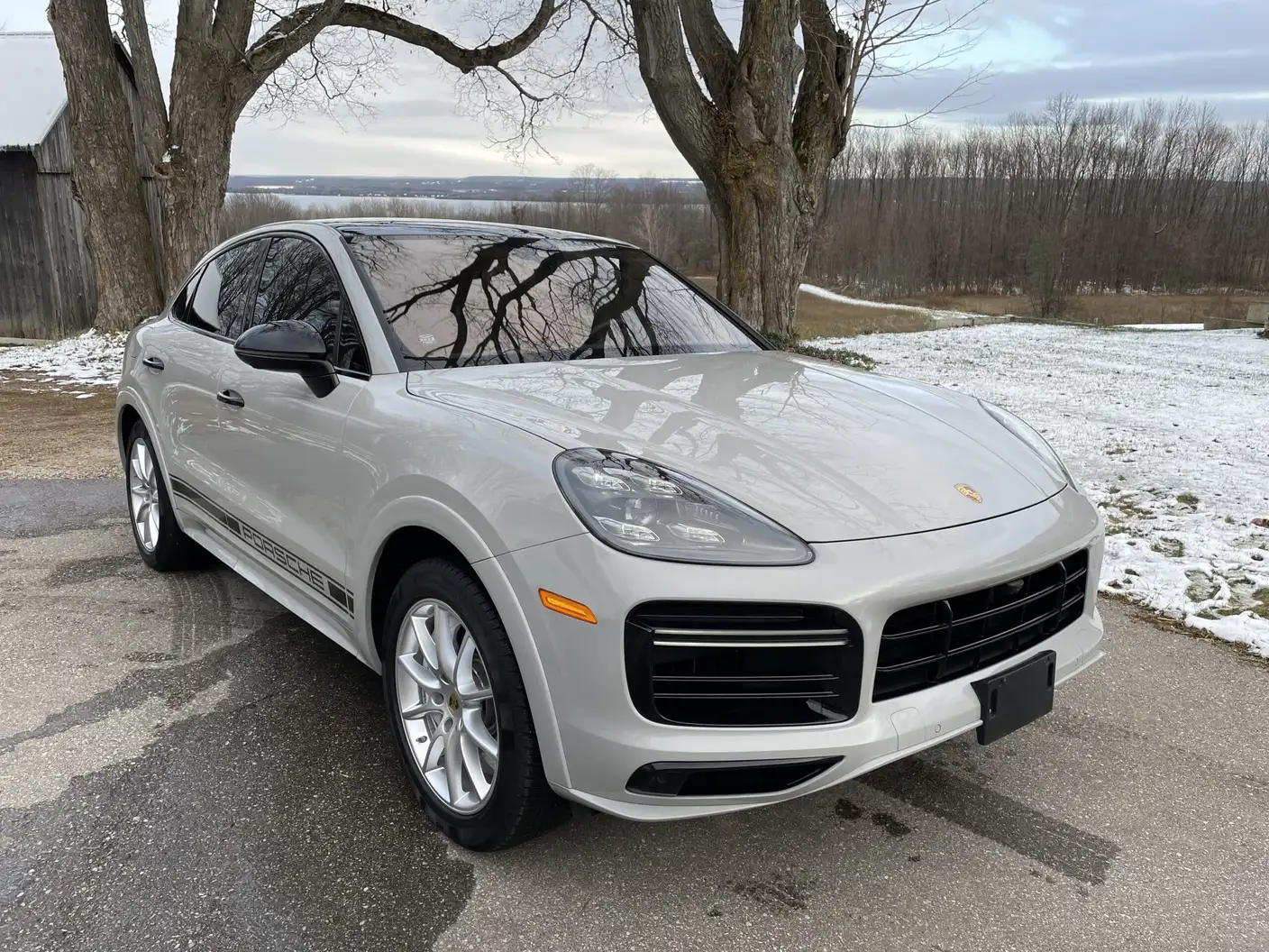 2020 Porsche Cayenne Turbo after a ceramic coating by Precision Ceramics in Owen Sound