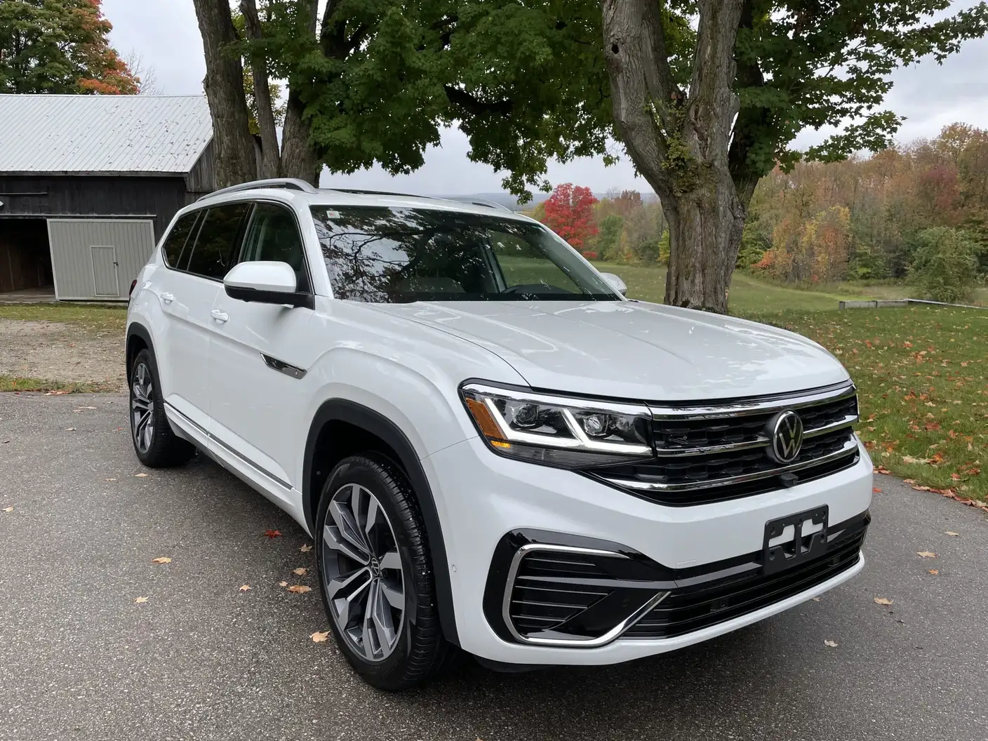 2022 Volkswagen Atlas after a ceramic coating by Precision Ceramics in Owen Sound
